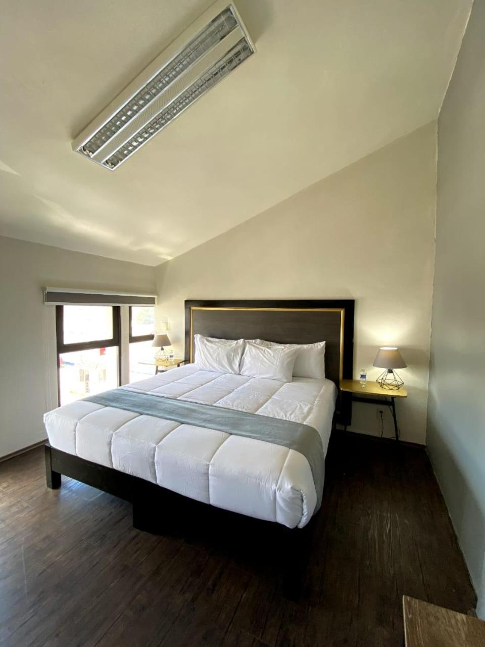 Hotel Lunada 科米坦德多明格斯 外观 照片